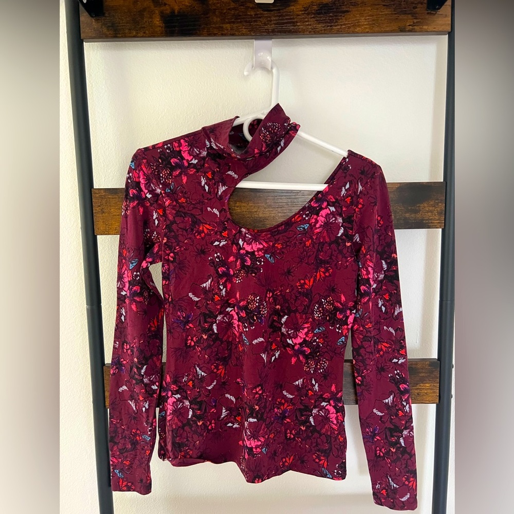 Guess floral shirt